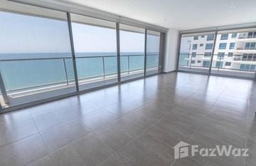 **VIDEO** Large 3/3.5 beachfront IBIZA Motivated Seller!! in Manta, マナビ