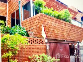 3 Bedroom Townhouse for sale at Kuntara, Phra Khanong Nuea