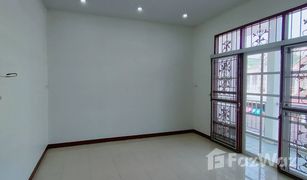 3 Bedrooms Townhouse for sale in Wat Chan, Phitsanulok Wana Lake Home