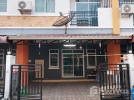 3 Habitación Adosado en venta en Thrap Rung Ruang City 2, Phan Thong