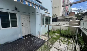 3 Bedrooms Shophouse for sale in Samae Dam, Bangkok 