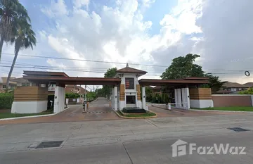 Grand Maneerin Sammuk-Bangsaen in Saen Suk, Pattaya