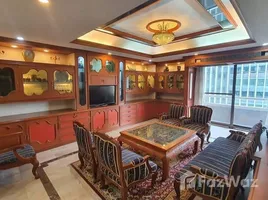 3 спален Кондо в аренду в Asoke Towers, Khlong Toei Nuea, Щаттхана, Бангкок, Таиланд