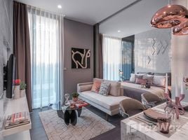 1 Bedroom Condo for sale at The Esse at Singha Complex, Bang Kapi