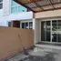 3 Bedroom Townhouse for sale at Mind Hof Romklao-Suvarnabhumi, Khlong Sam Prawet, Lat Krabang, Bangkok, Thailand