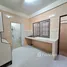 2 chambre Maison de ville for rent in Thaïlande, Hua Hin City, Hua Hin, Prachuap Khiri Khan, Thaïlande