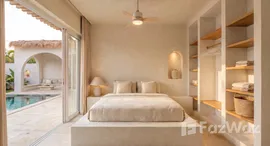 Available Units at Elizabeth Garden