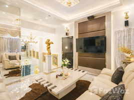 ขายเพนท์เฮ้าส์ 5 ห้องนอน ในโครงการ วิสต้า การ์เด้น, พระโขนงเหนือ, วัฒนา, กรุงเทพมหานคร