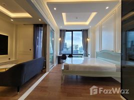 1 Bedroom Condo for rent at Muniq Langsuan, Lumphini