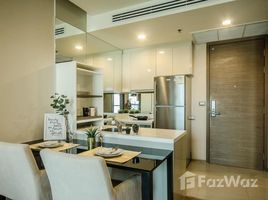 1 спален Квартира на продажу в The Address Sathorn, Si Lom