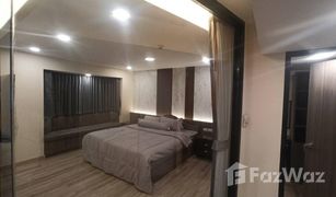 1 Schlafzimmer Wohnung zu verkaufen in Khlong Toei, Bangkok Omni Tower Sukhumvit Nana