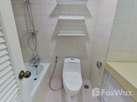 Студия Кондо в аренду в 49 Suite, Khlong Tan Nuea