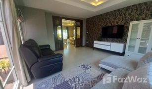 5 Schlafzimmern Villa zu verkaufen in Nong Prue, Pattaya Central Park Hillside Village