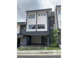 3 Bedroom House for sale in Plazavenida, San Jose, San Jose