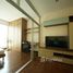 Студия Кондо в аренду в Supalai Lite Sathorn - Charoenrat, Bang Khlo, Банг Кхо Лаем
