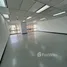 120 SqM Office for rent at Serm Mit Tower, Khlong Toei Nuea