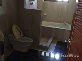 4 спален Здания целиком for rent in BTS Station, Бангкок, Si Lom, Банг Рак, Бангкок