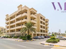 1 침실 Golf Apartments에서 판매하는 아파트, 알하라 마을, Ras Al-Khaimah