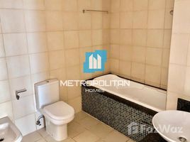 3 спален Квартира на продажу в Al Sultana, Shoreline Apartments