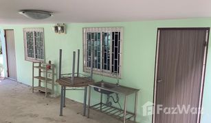 N/A Shophouse for sale in Rawai, Phuket 