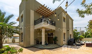 5 Habitaciones Villa en venta en , Dubái Living Legends
