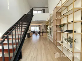 3 Habitación Apartamento en alquiler en The Pearl 49, Khlong Tan Nuea