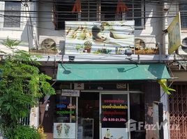 3 Bedroom Shophouse for rent in Bangkok, Bang Khun Si, Bangkok Noi, Bangkok
