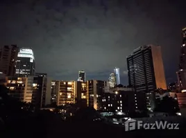 ขายคอนโด 2 ห้องนอน ในโครงการ เลค อเวนิว สุขุมวิท 16, คลองเตย