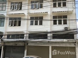 6 Schlafzimmer Reihenhaus zu vermieten in Nong Khaem, Bangkok, Nong Khang Phlu, Nong Khaem