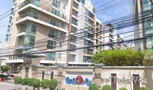 1 Bedroom Condo for sale in Chong Nonsi, Bangkok Resorta Yen-Akat