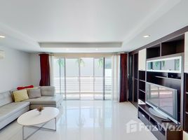 2 Bedroom Apartment for rent at Avenue 61, Khlong Tan Nuea