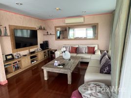 3 Bedroom Apartment for sale at Baan Plai Haad Kao, Nong Kae