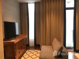 1 Bedroom Condo for sale at The Diplomat 39, Khlong Tan Nuea