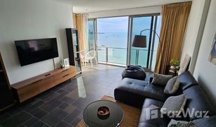 2 Bedrooms Condo for sale in Na Kluea, Pattaya Northpoint 