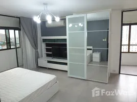 คอนโด 1 ห้องนอน ให้เช่า ในโครงการ ทรัพย์แก้ว ทาวเวอร์, ห้วยขวาง, ห้วยขวาง