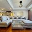 4 спален Кондо в аренду в Charan Tower, Khlong Tan Nuea