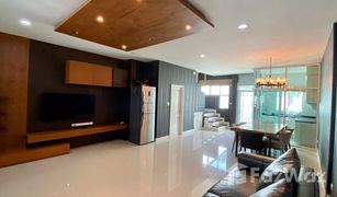 4 Bedrooms Townhouse for sale in Bang Chak, Bangkok Leon Sukhumvit 62