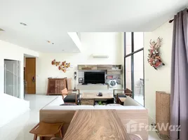 อพาร์ทเม้นท์ 2 ห้องนอน ให้เช่า ในโครงการ วิลล่า อโศก, มักกะสัน, ราชเทวี, กรุงเทพมหานคร, ไทย