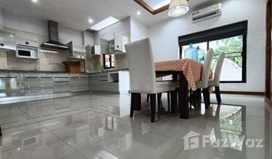 Дом, 4 спальни на продажу в Na Chom Thian, Паттайя Jomtien Yacht Club 3