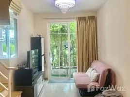 3 Bedroom Townhouse for sale at Golden Town 3 Bangna-Suanluang, Dokmai, Prawet, Bangkok