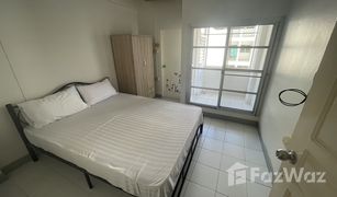 60 Schlafzimmern Appartement zu verkaufen in Bang Chak, Bangkok Puengmee