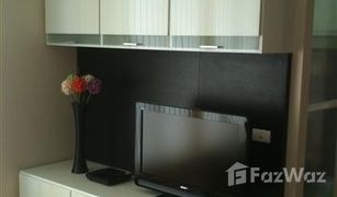 2 Bedrooms Condo for sale in Si Lom, Bangkok Life At Sathorn 10