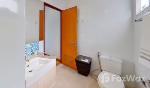 2 Schlafzimmern Wohnung zu verkaufen in Bang Chak, Bangkok Residence 52