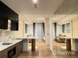 1 Bedroom Condo for rent at Muniq Langsuan, Lumphini