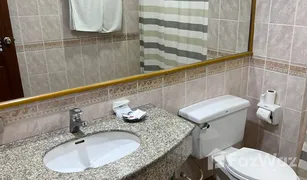 Квартира, 1 спальня на продажу в Khlong Chan, Бангкок Mall Suite Serviced Apartment