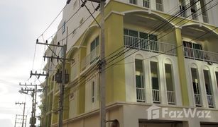 Таунхаус, 8 спальни на продажу в Saen Suk, Паттая Urbana City Bangsaen