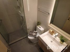 1 спален Квартира в аренду в Maru Ekkamai 2, Khlong Tan Nuea