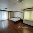 3 Bedroom Condo for rent at Regent On The Park 1, Khlong Tan, Khlong Toei