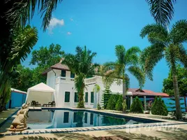 ขายวิลล่า 16 ห้องนอน ใน เชิงทะเล, ภูเก็ต, เชิงทะเล