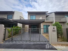 4 Bedroom House for rent at Engle Haus Rongpo Motoway 7, Takhian Tia